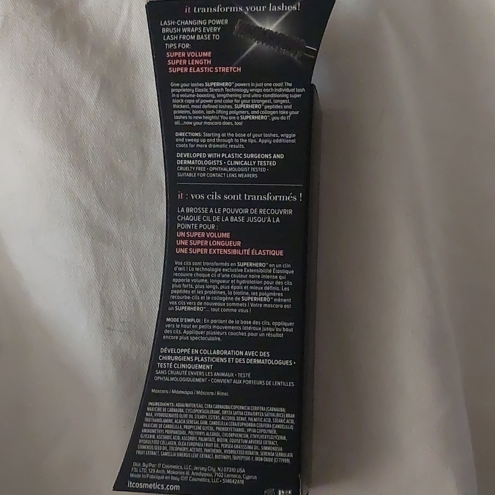 IT Cosmetics superhero elastic stretch volumizing mascara - Picture 2 of 4